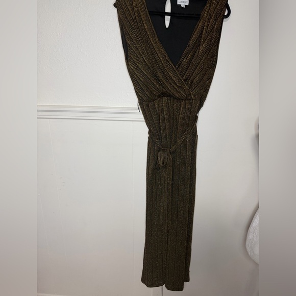 Luxology Pants - Luxology Sleeveless Maxi Romper in metallic style size L new without tag